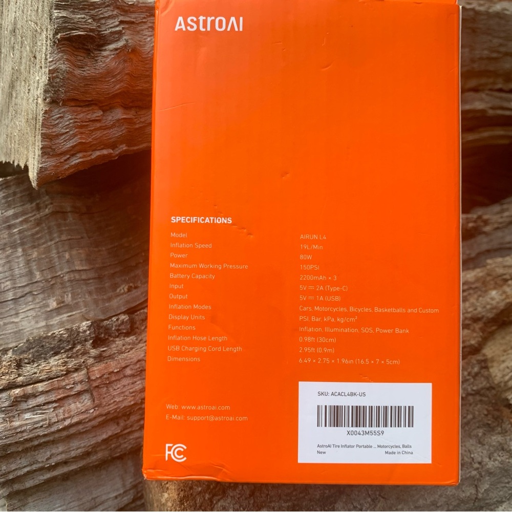 AstroAI Portable Car Air Pump - Picture 3 of 8